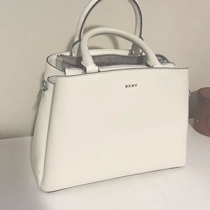 DKNY Paige Medium Sized Satchel (white)